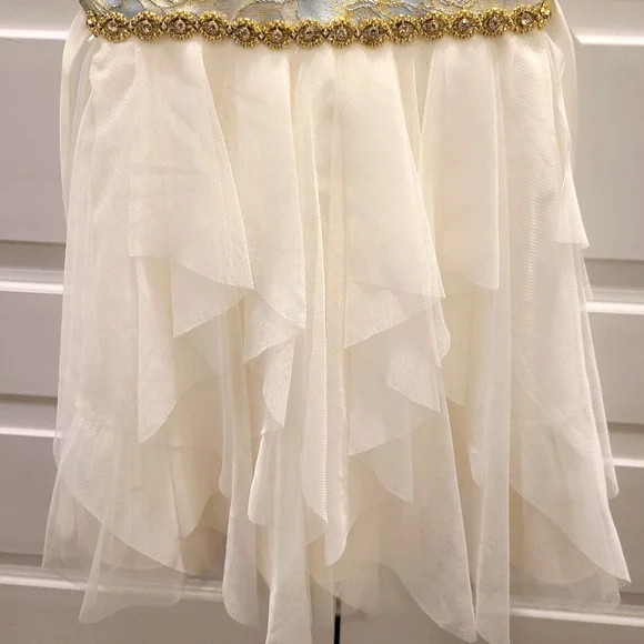 (Pre-loved) Couture Princess Dress - Picture 3 of 9